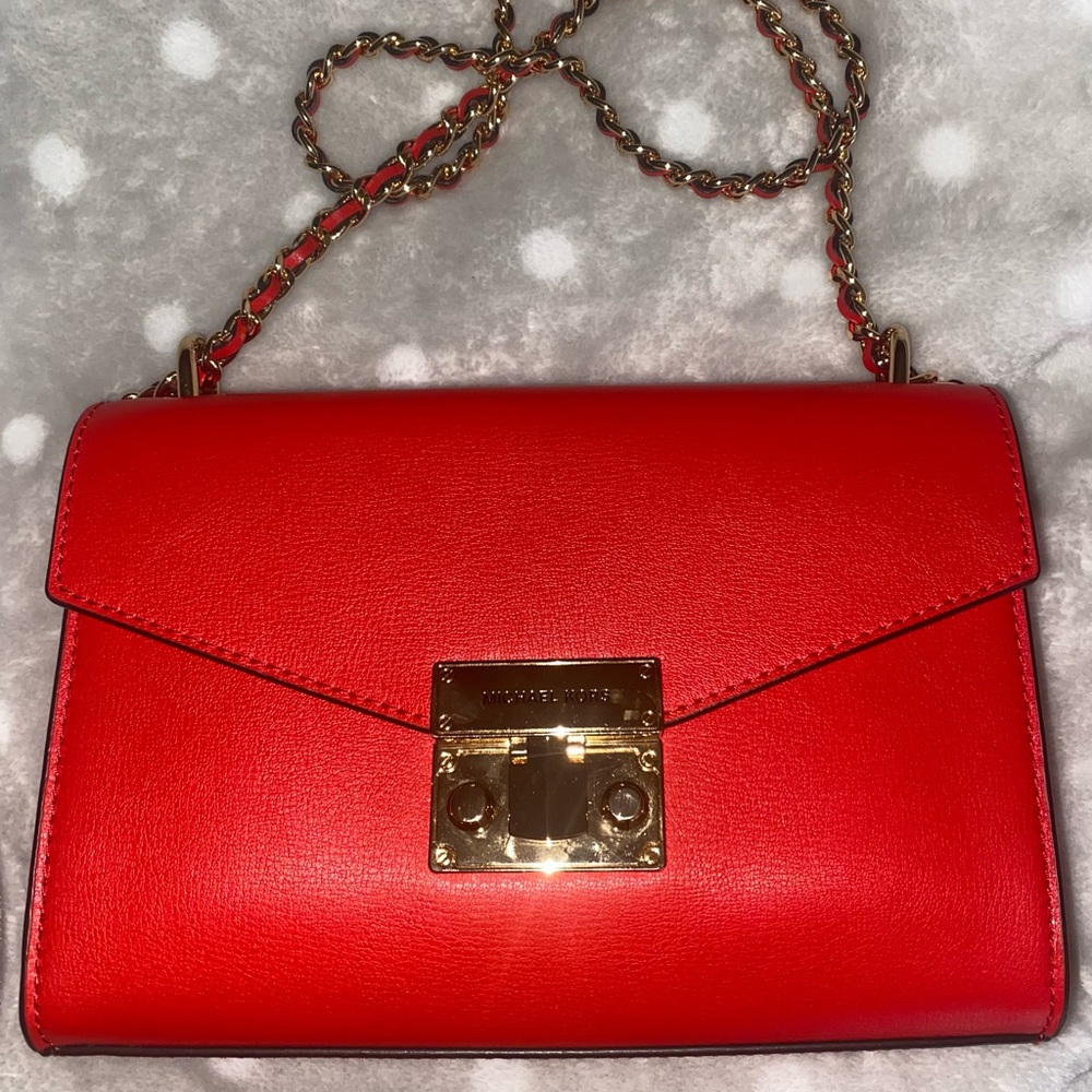 Michael kors small saffiano shoulder bag